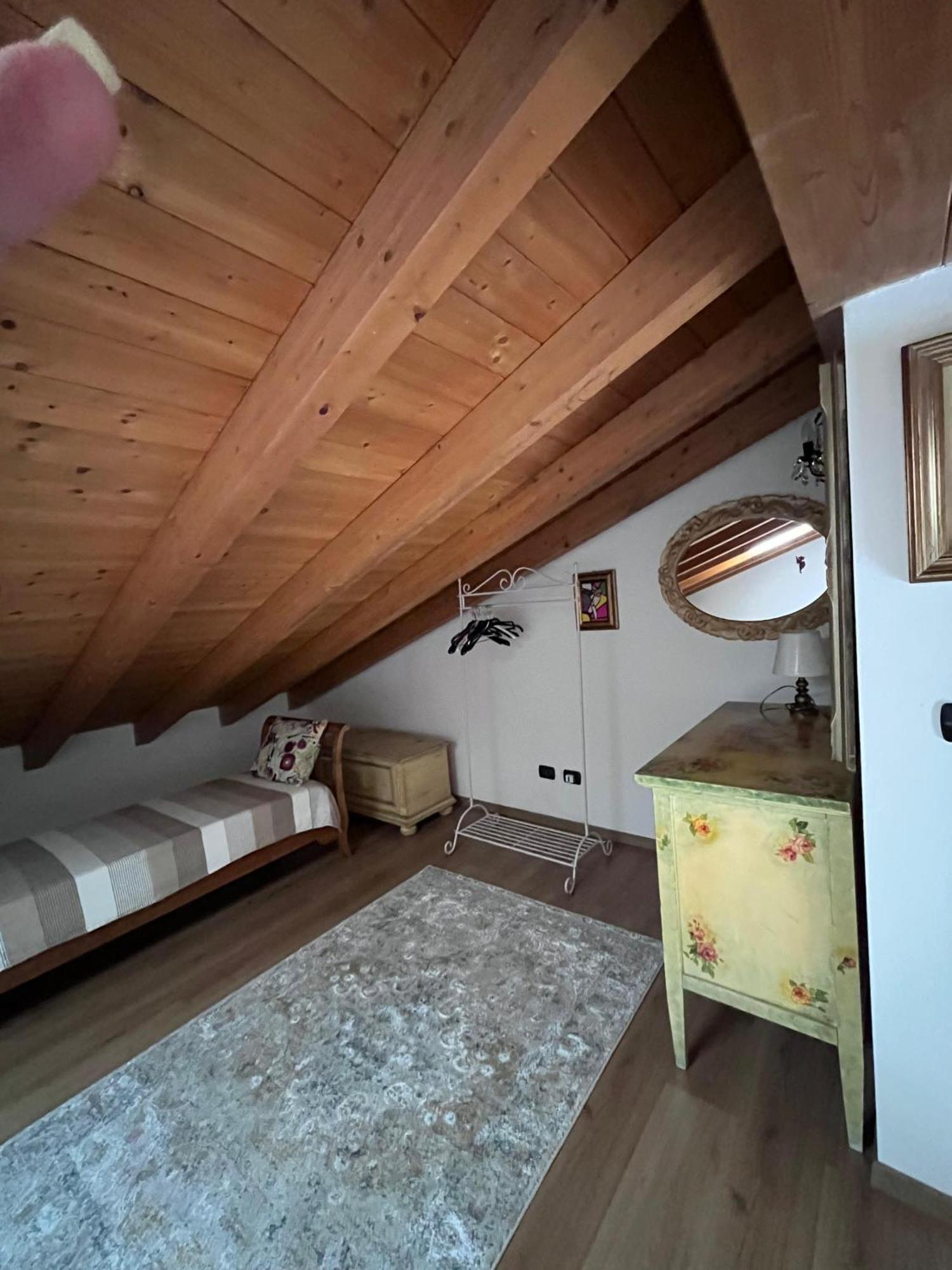 Appartamento Gaja Lonato del Garda Exterior foto