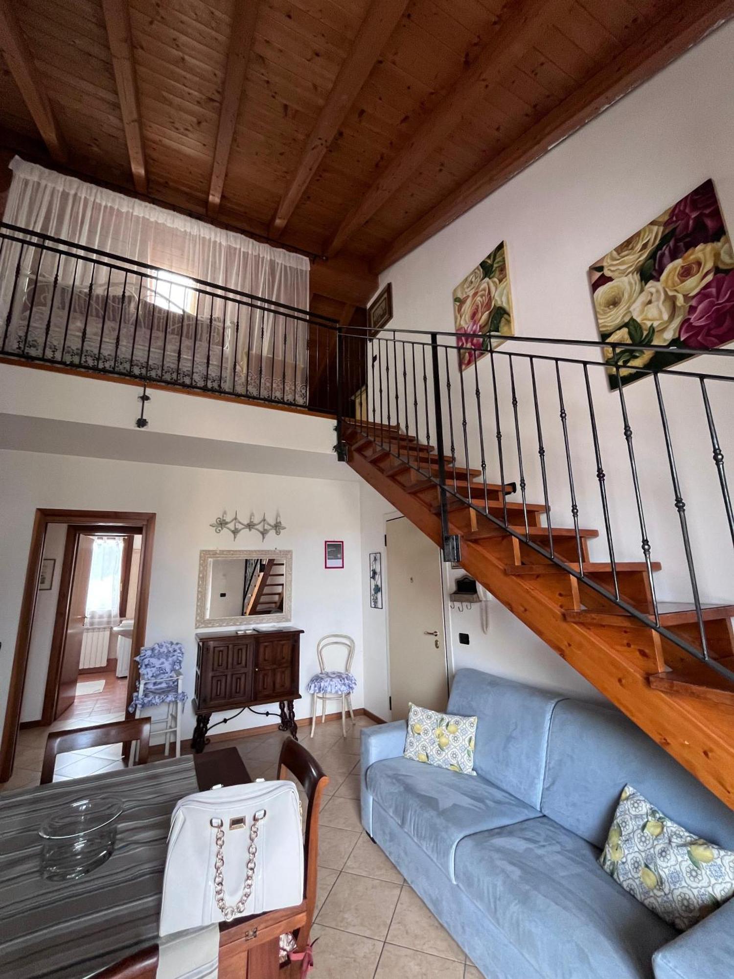 Appartamento Gaja Lonato del Garda Exterior foto