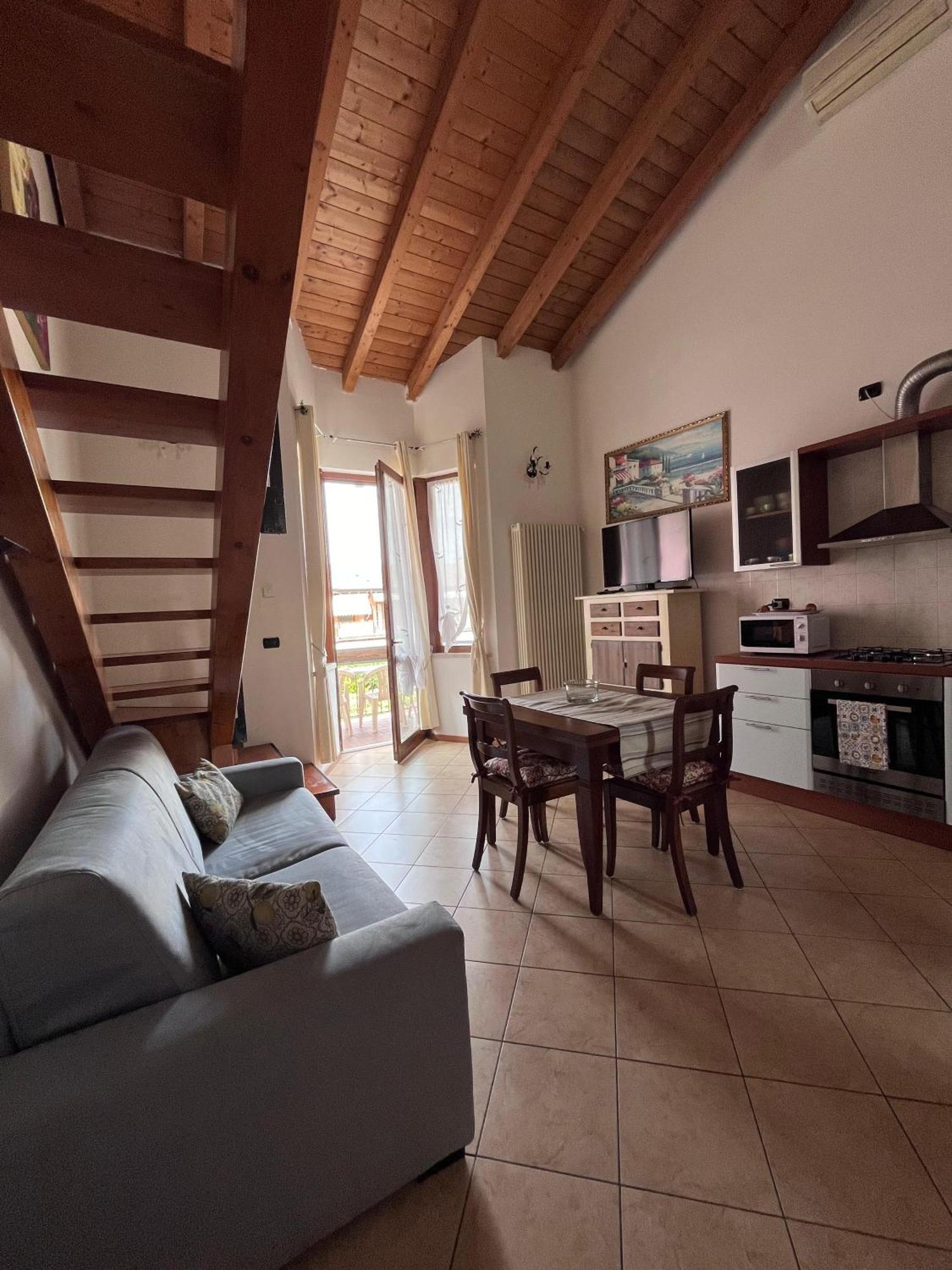 Appartamento Gaja Lonato del Garda Exterior foto