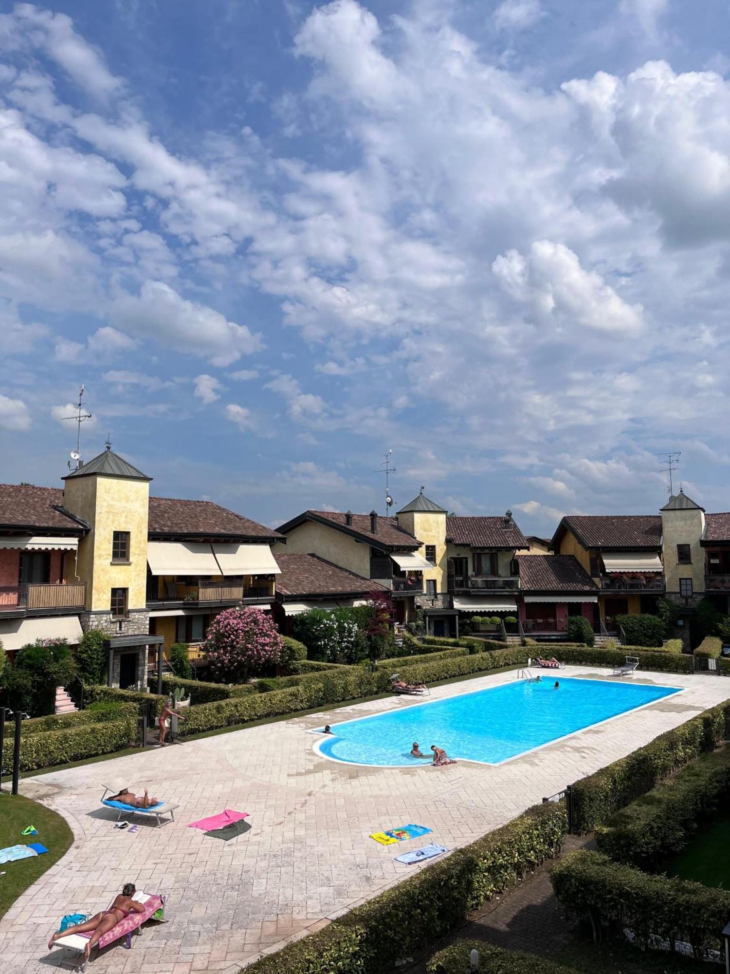Appartamento Gaja Lonato del Garda Exterior foto